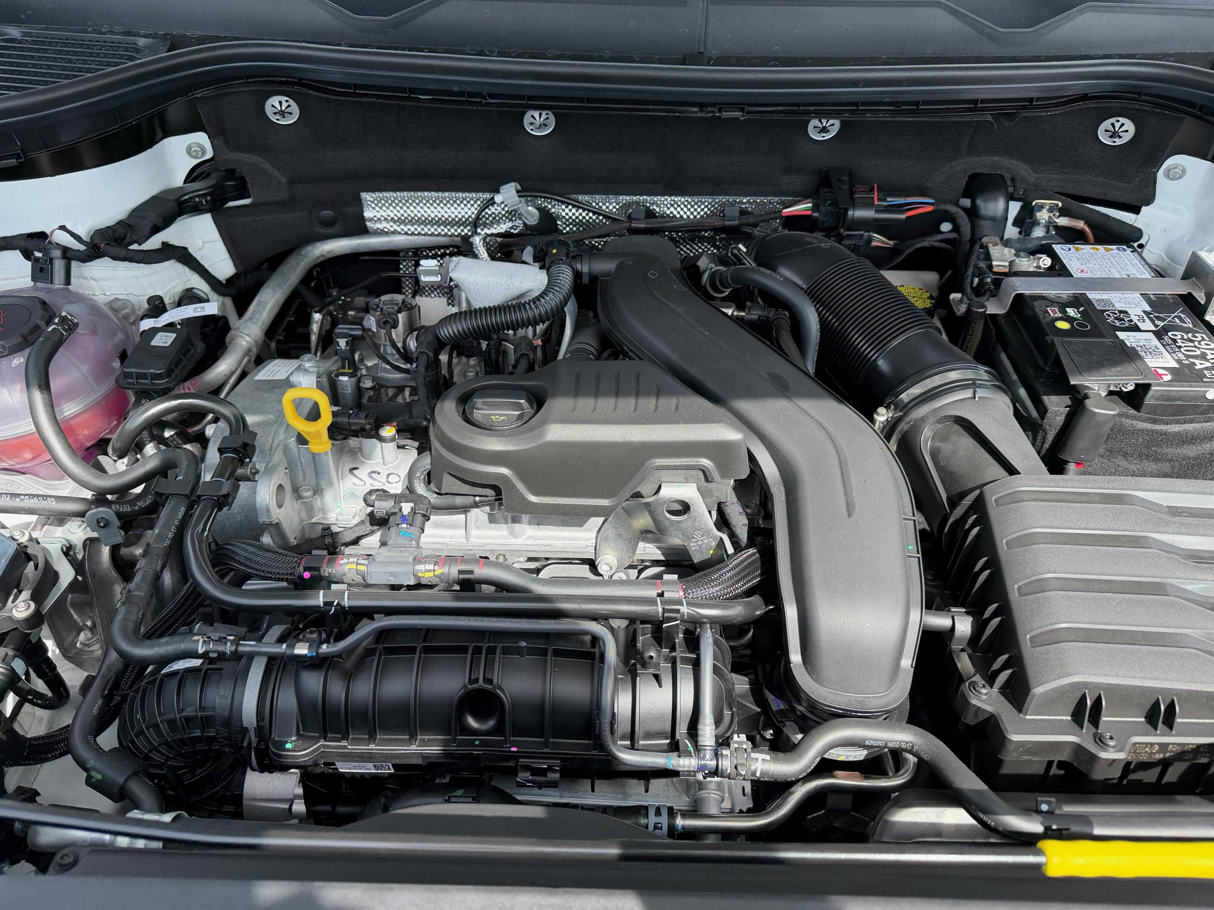 2026 Volkswagen Taos SEL