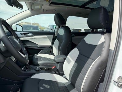 2026 Volkswagen Taos SEL