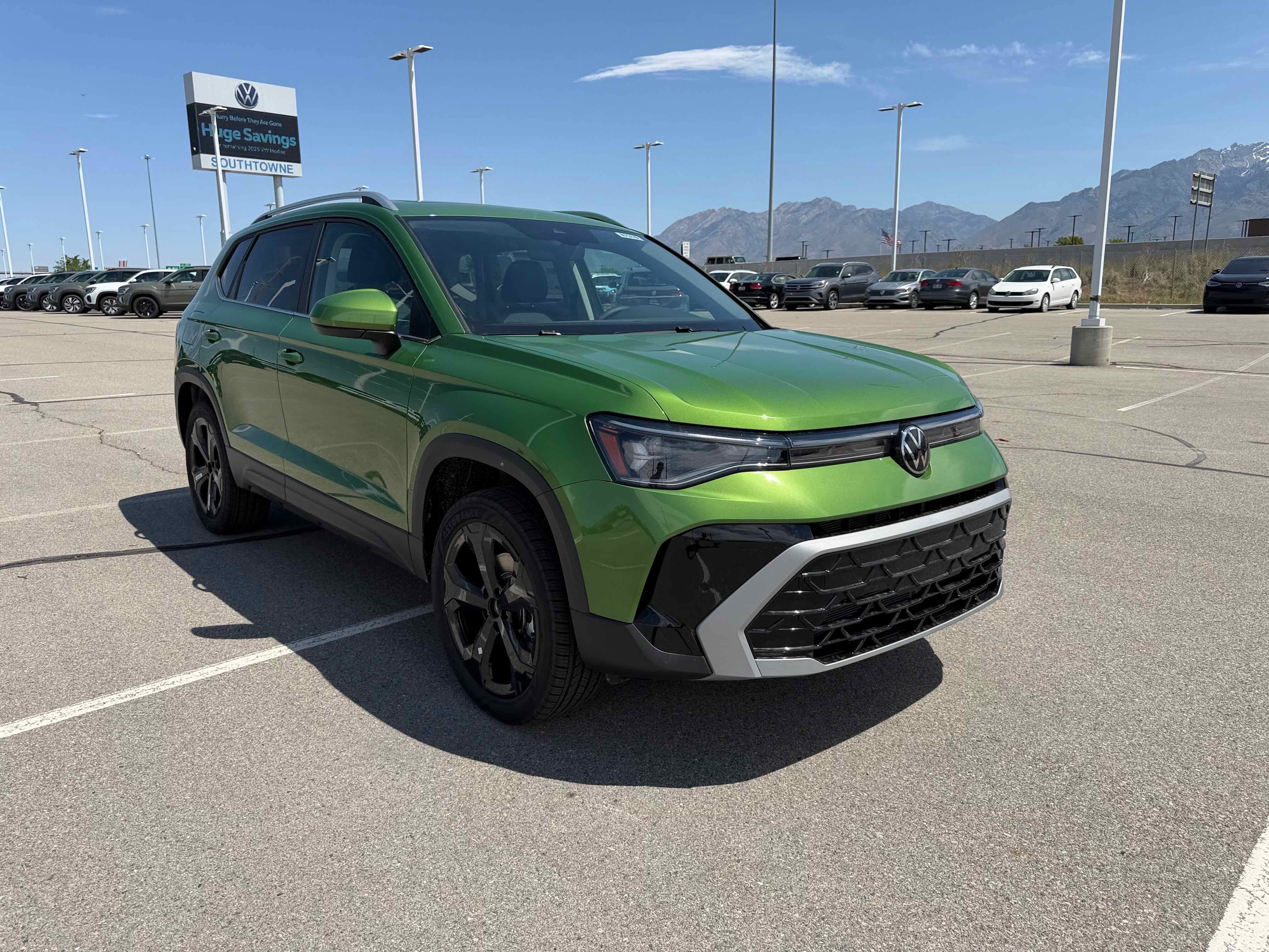 2026 Volkswagen Taos SEL