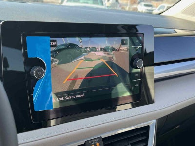 2025 Volkswagen Taos SEL