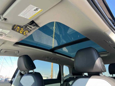 2025 Volkswagen Taos SEL