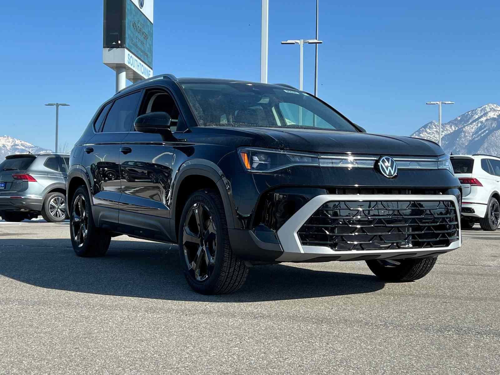 2025 Volkswagen Taos SEL