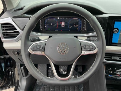 2025 Volkswagen Taos SEL