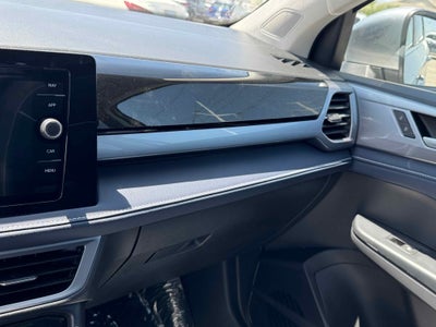 2025 Volkswagen Taos SEL