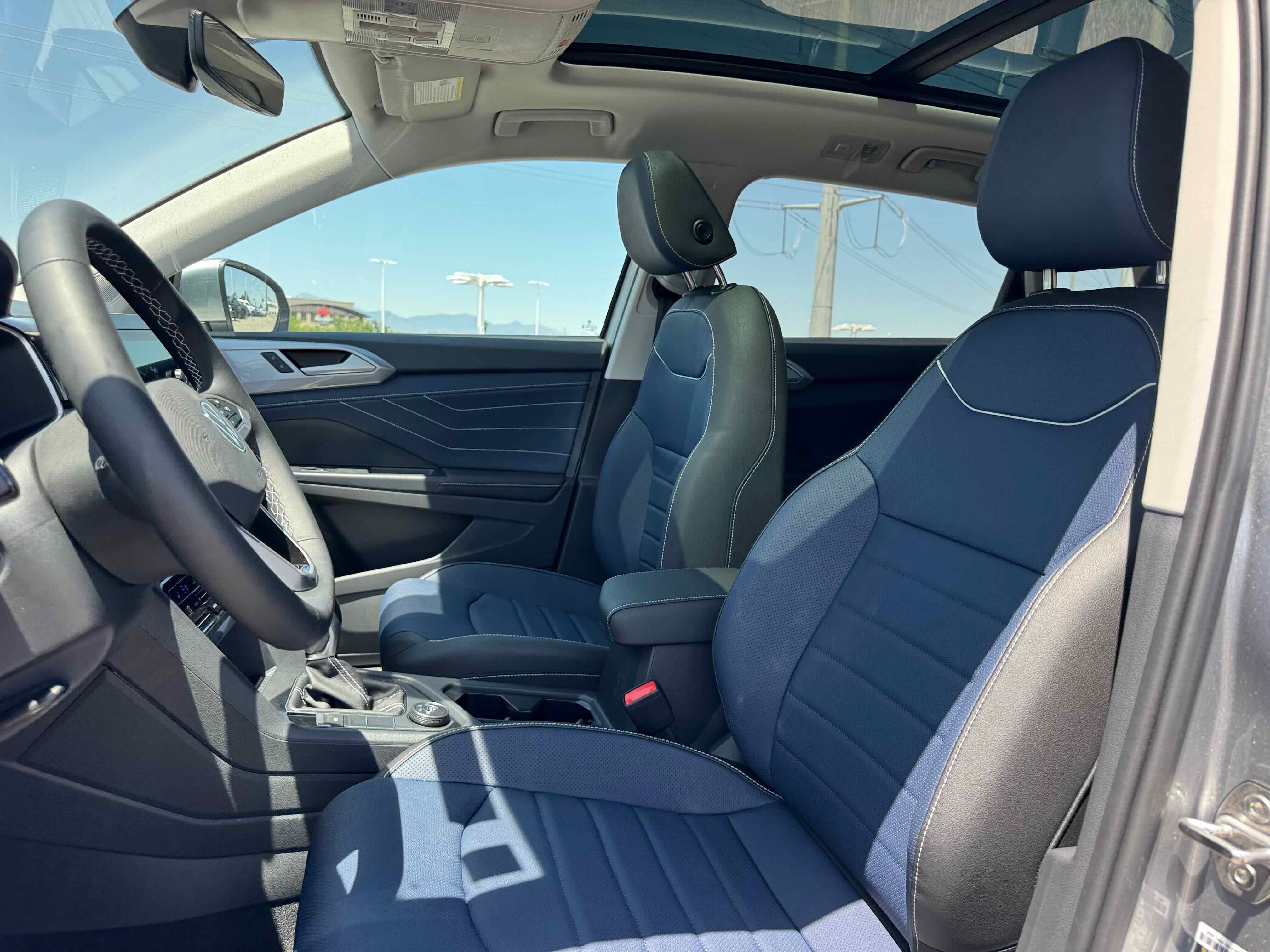 2025 Volkswagen Taos SEL