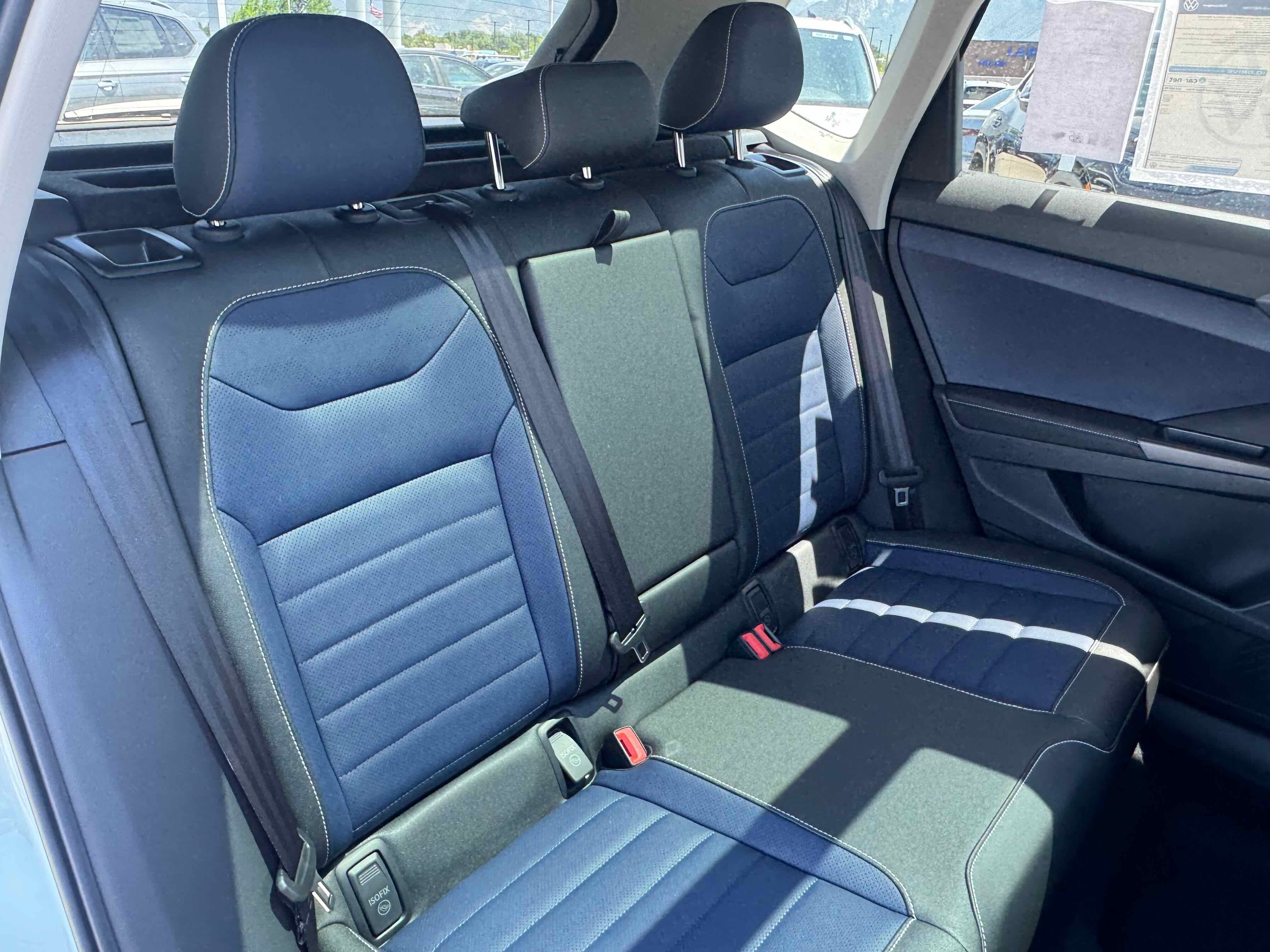 2025 Volkswagen Taos SEL