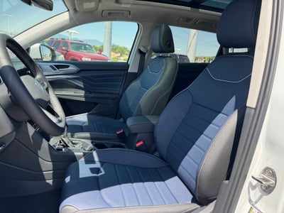 2025 Volkswagen Taos SEL