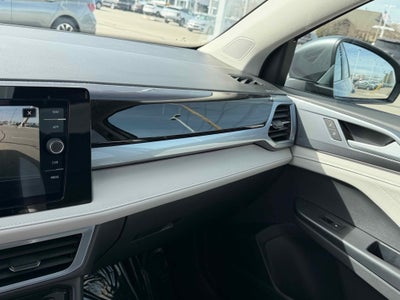 2026 Volkswagen Taos SEL