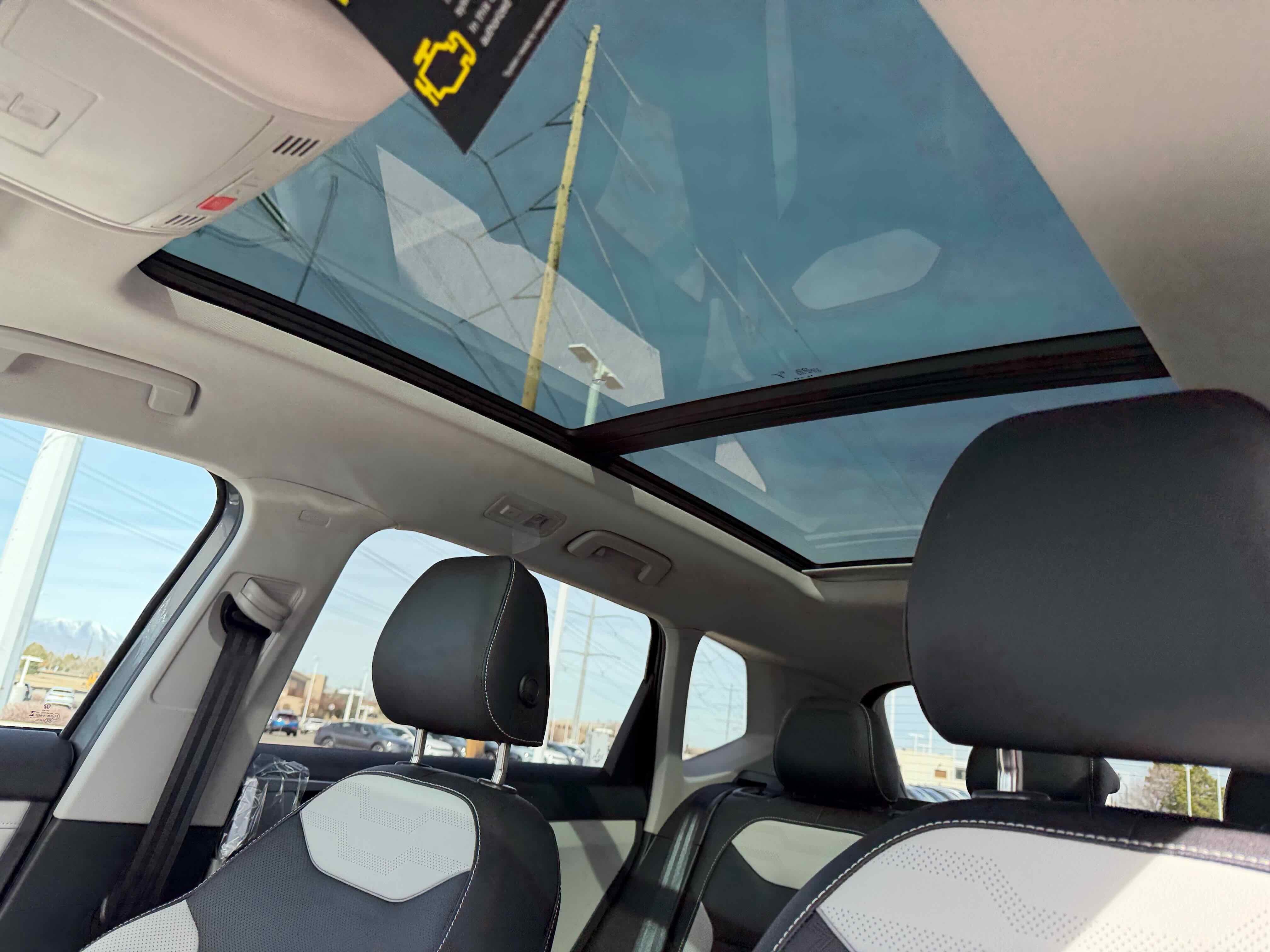 2026 Volkswagen Taos SEL