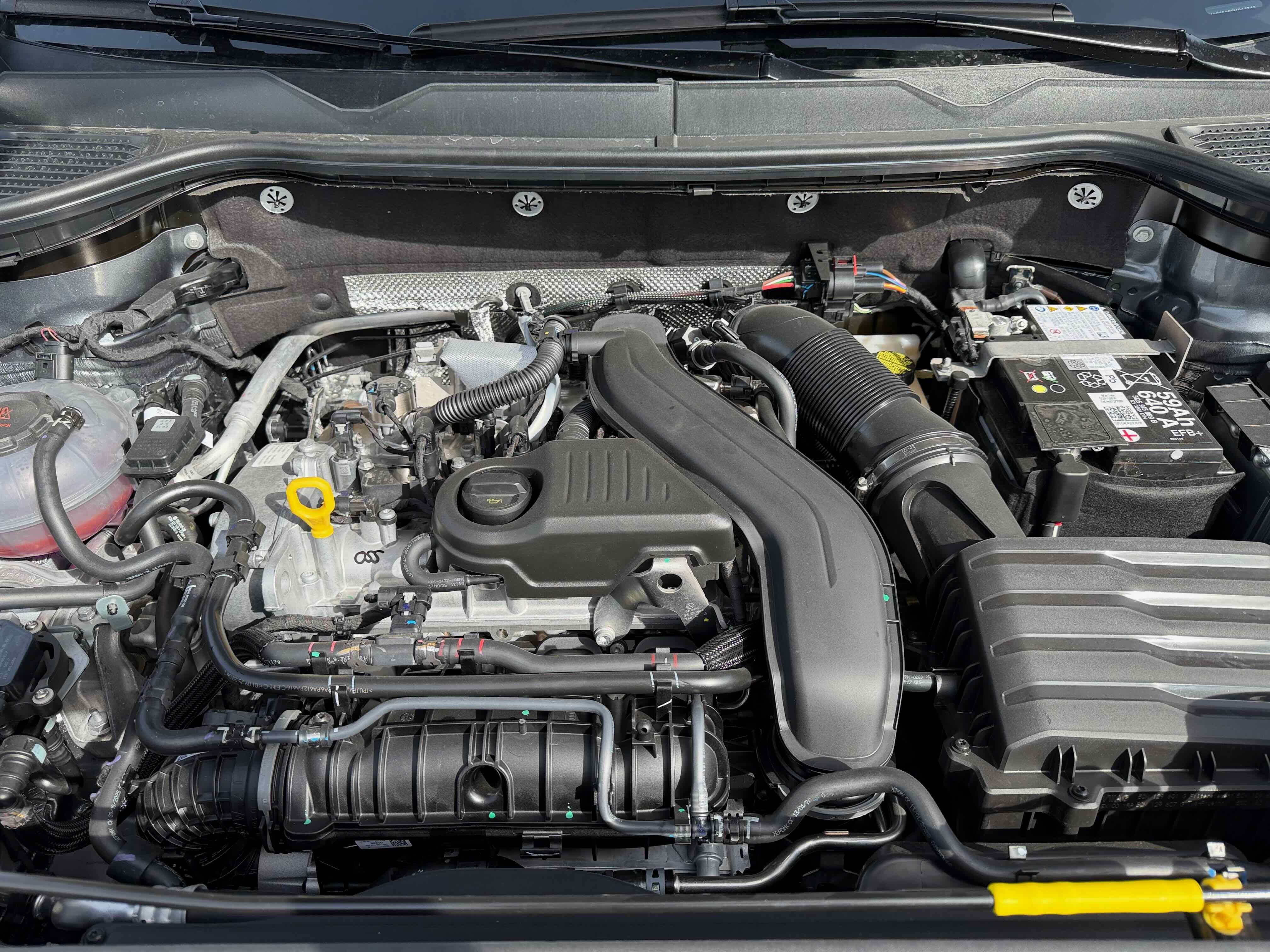 2026 Volkswagen Taos SEL