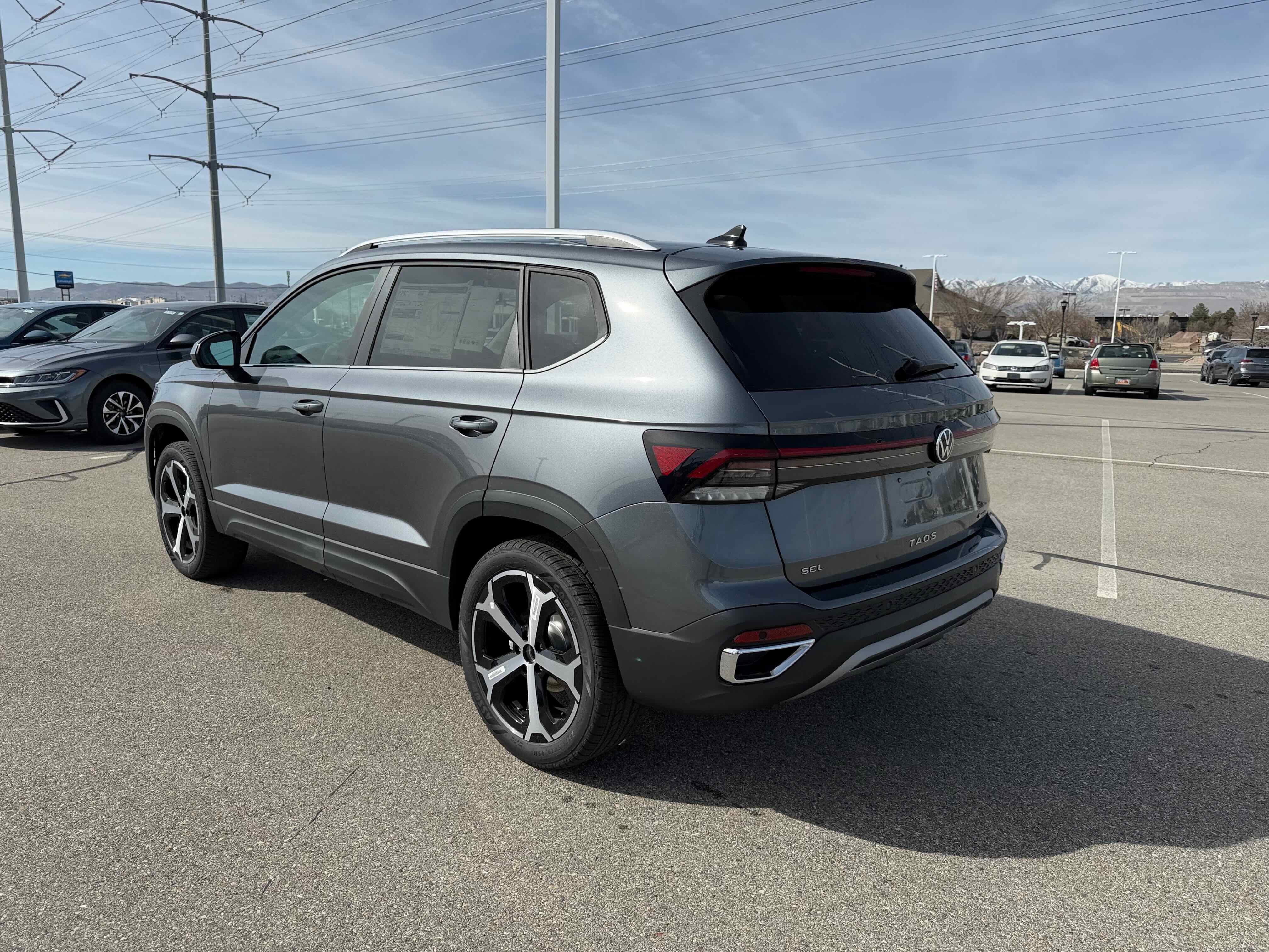 2026 Volkswagen Taos SEL