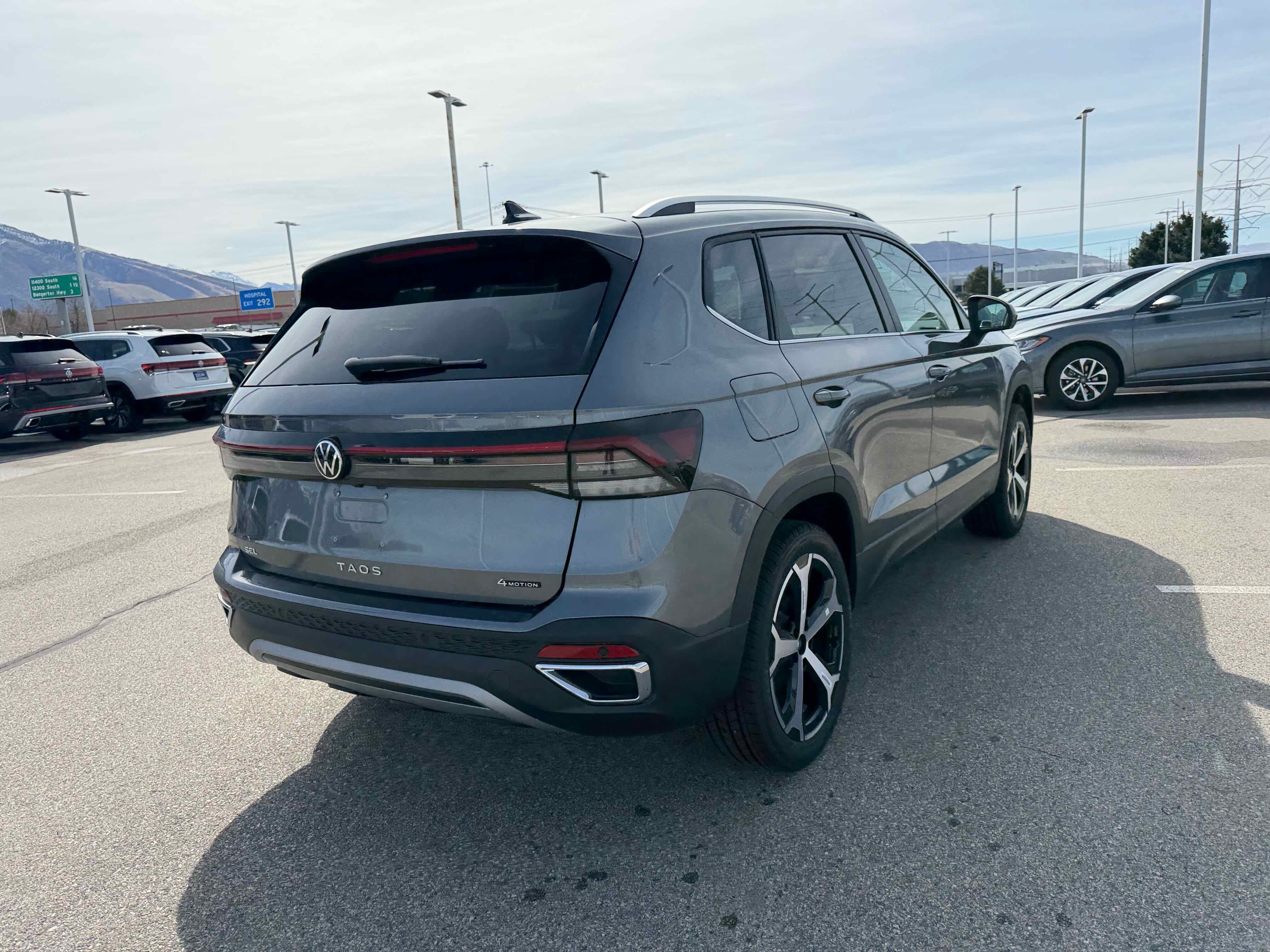 2026 Volkswagen Taos SEL