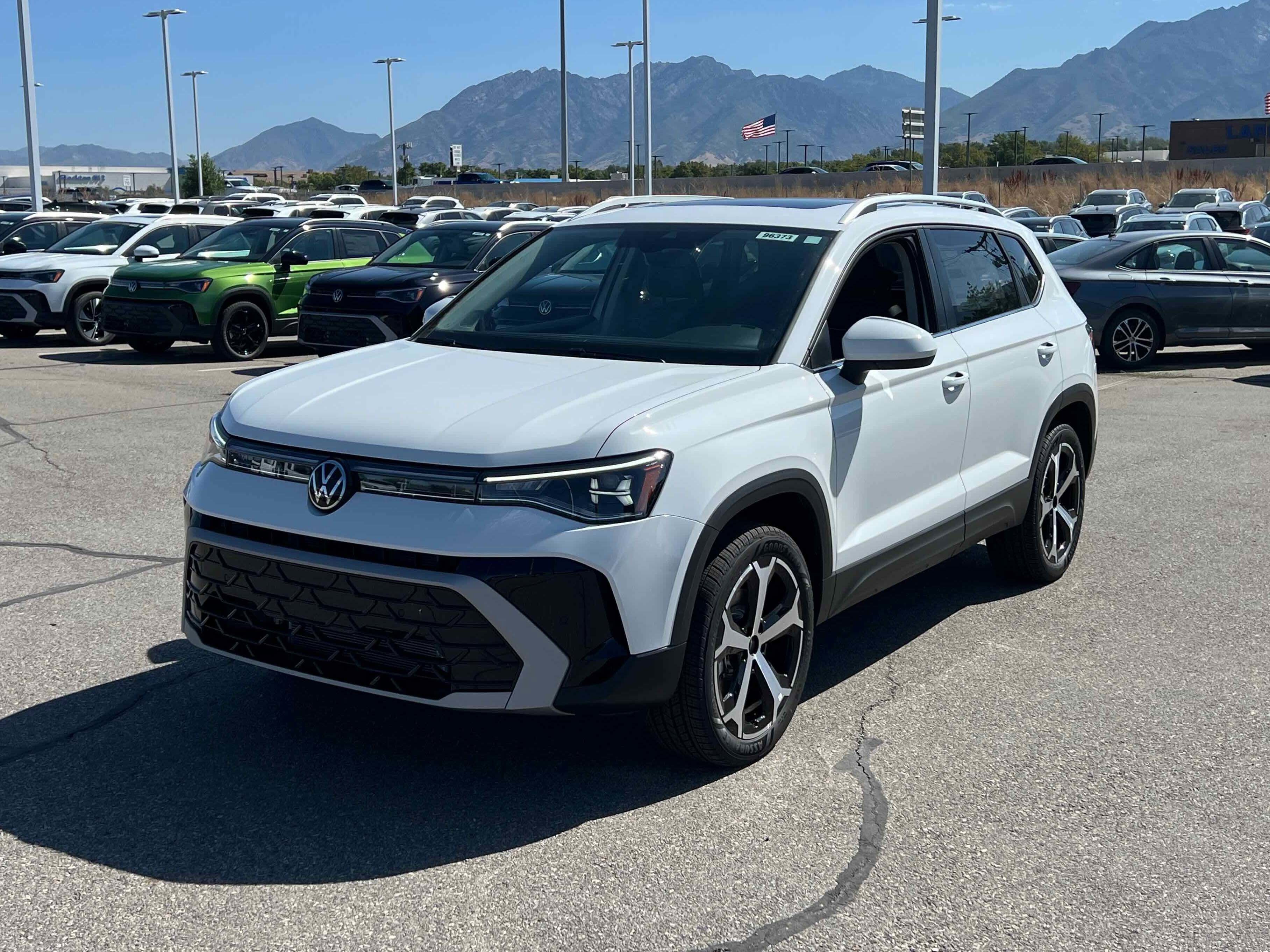 2025 Volkswagen Taos SEL