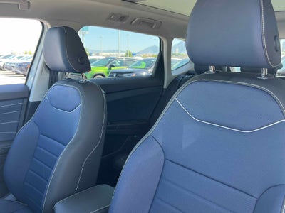 2025 Volkswagen Taos SEL