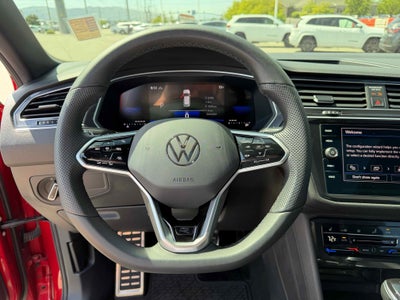 2024 Volkswagen Tiguan SE R-Line Black