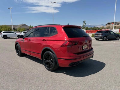 2024 Volkswagen Tiguan SE R-Line Black