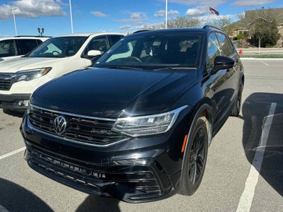 2022 Volkswagen Tiguan SE R-Line Black
