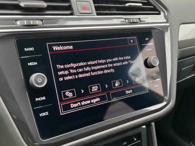 2023 Volkswagen Tiguan SE R-Line Black