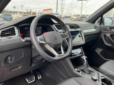2023 Volkswagen Tiguan SE R-Line Black