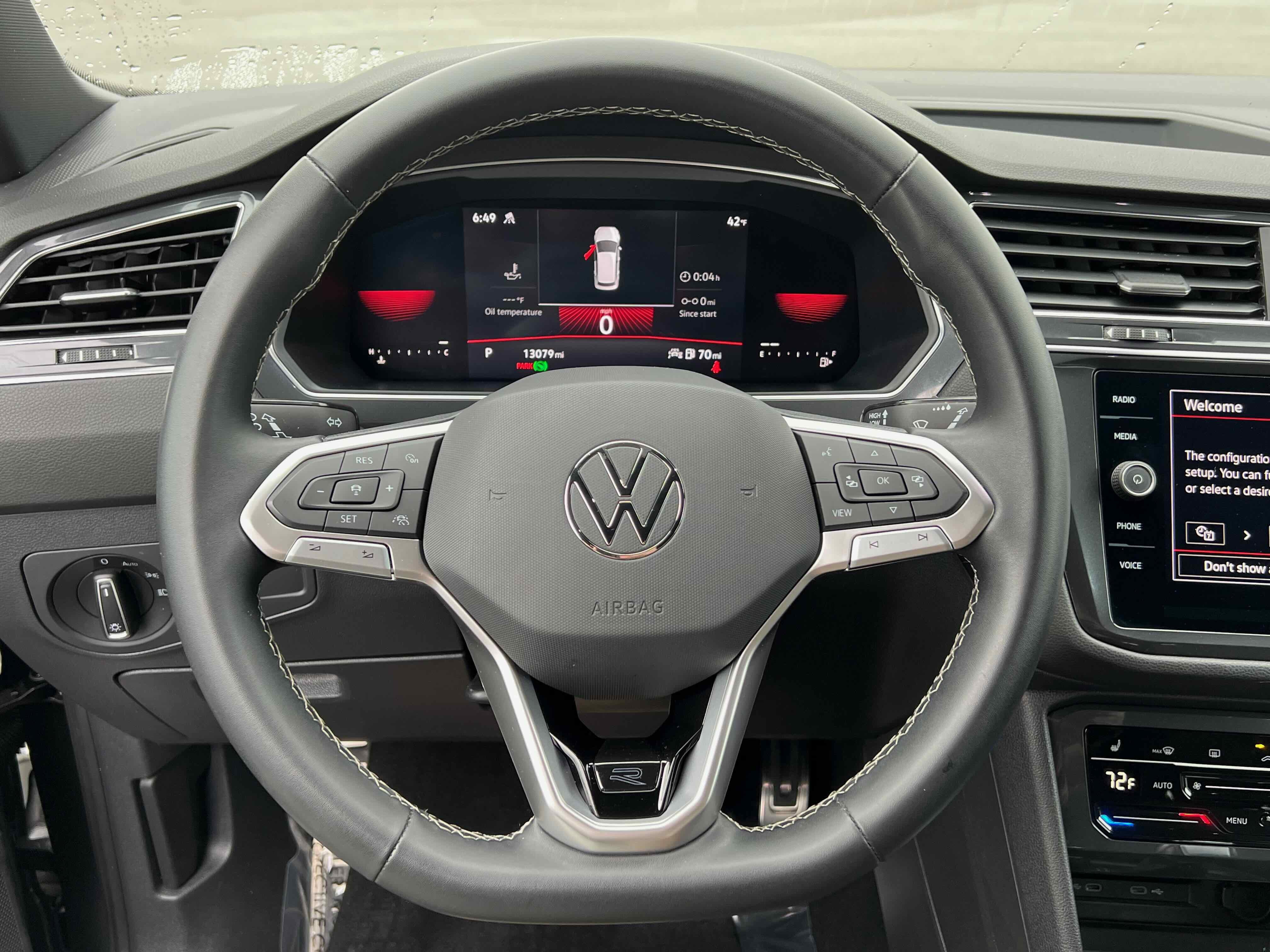 2023 Volkswagen Tiguan SE R-Line Black