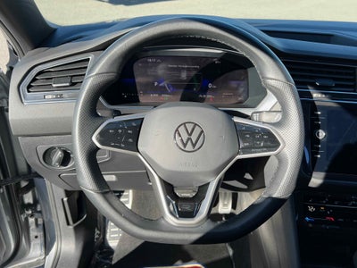 2022 Volkswagen Tiguan SE R-Line Black