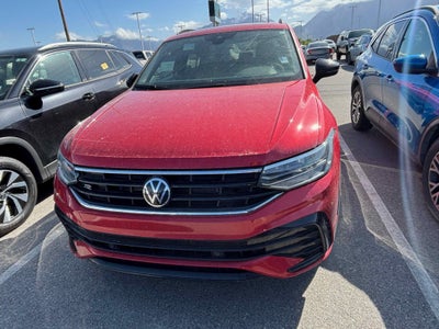 2024 Volkswagen Tiguan SE R-Line Black