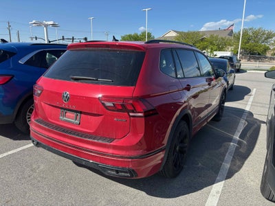 2024 Volkswagen Tiguan SE R-Line Black