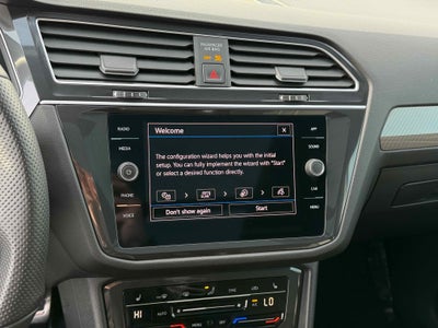 2024 Volkswagen Tiguan SE R-Line Black