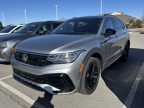 2022 Volkswagen Tiguan SE R-Line Black