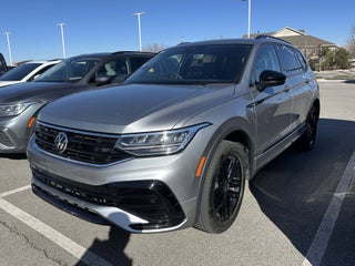 2022 Volkswagen Tiguan SE R-Line Black