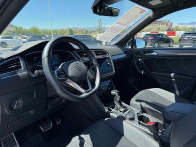 2024 Volkswagen Tiguan SE R-Line Black