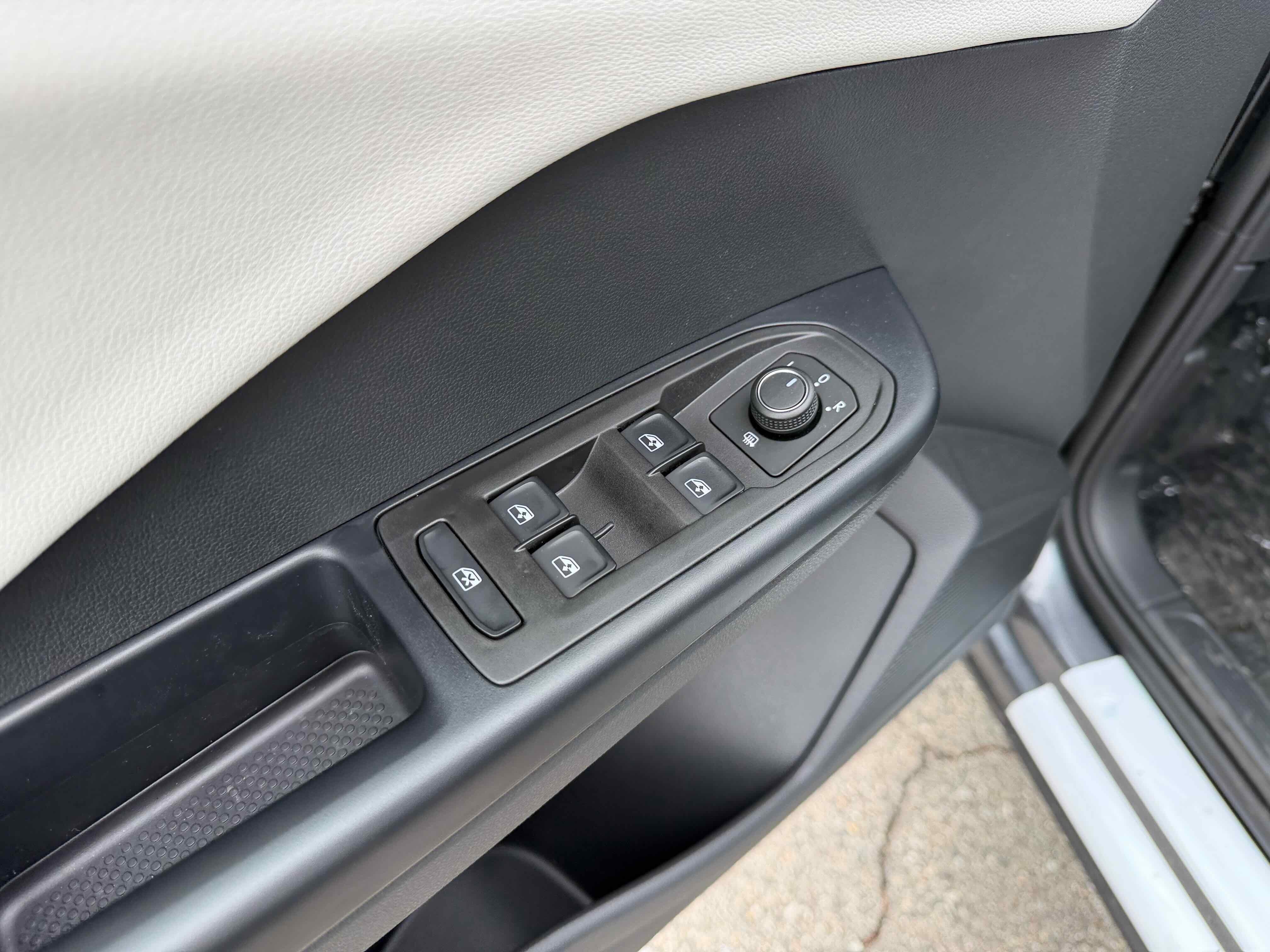 2026 Volkswagen Taos S