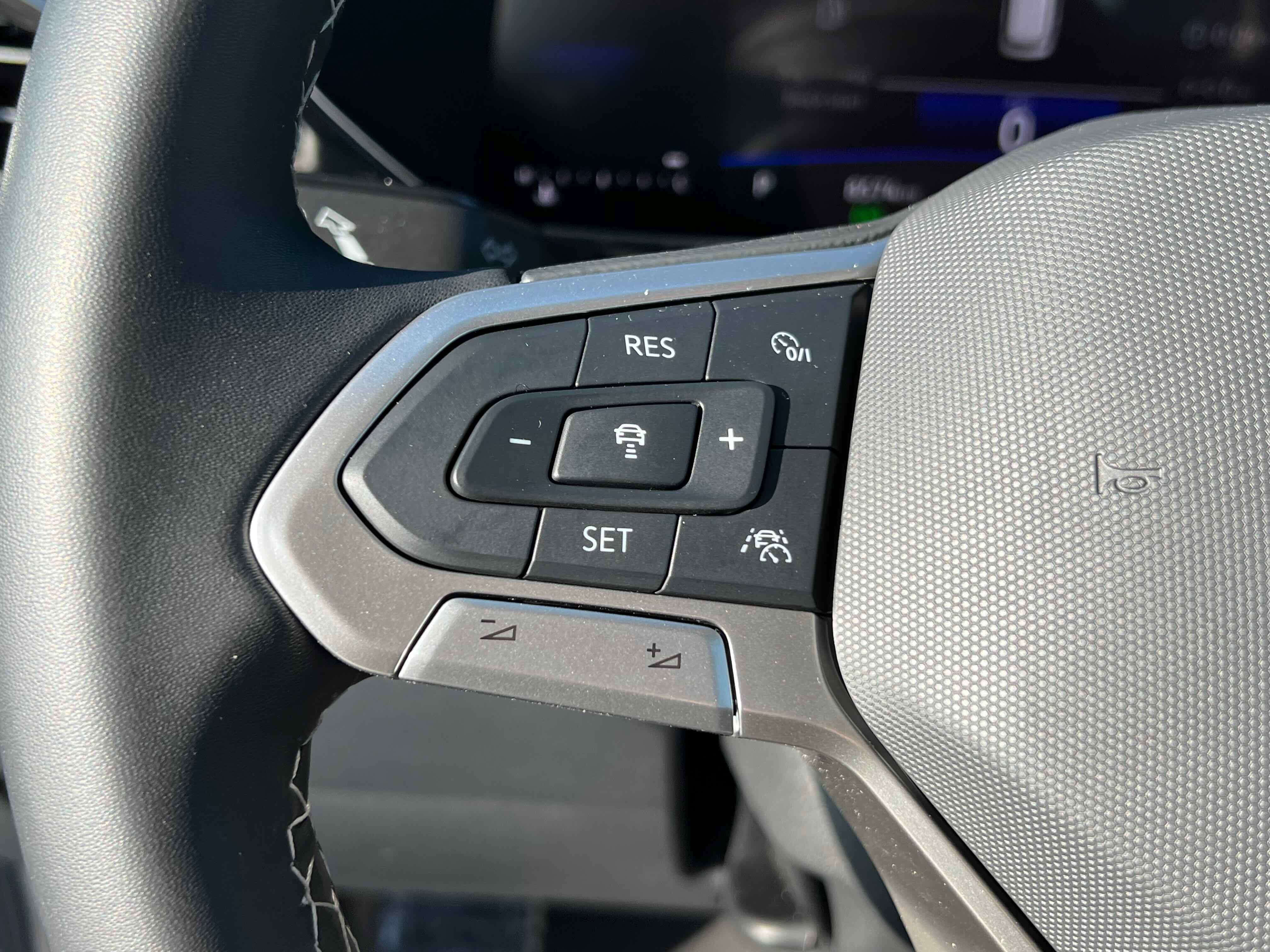 2024 Volkswagen Taos S