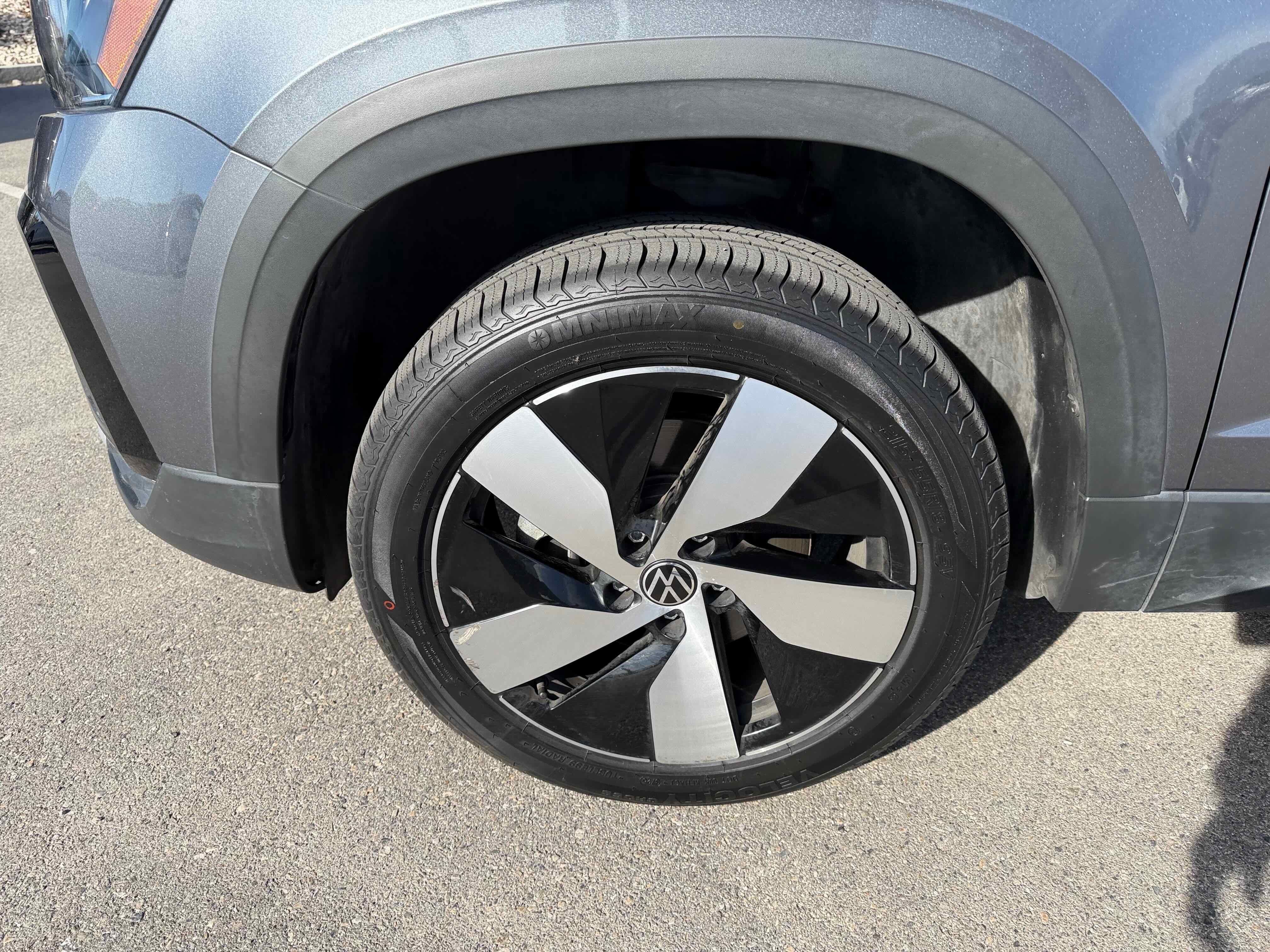 2024 Volkswagen Taos S