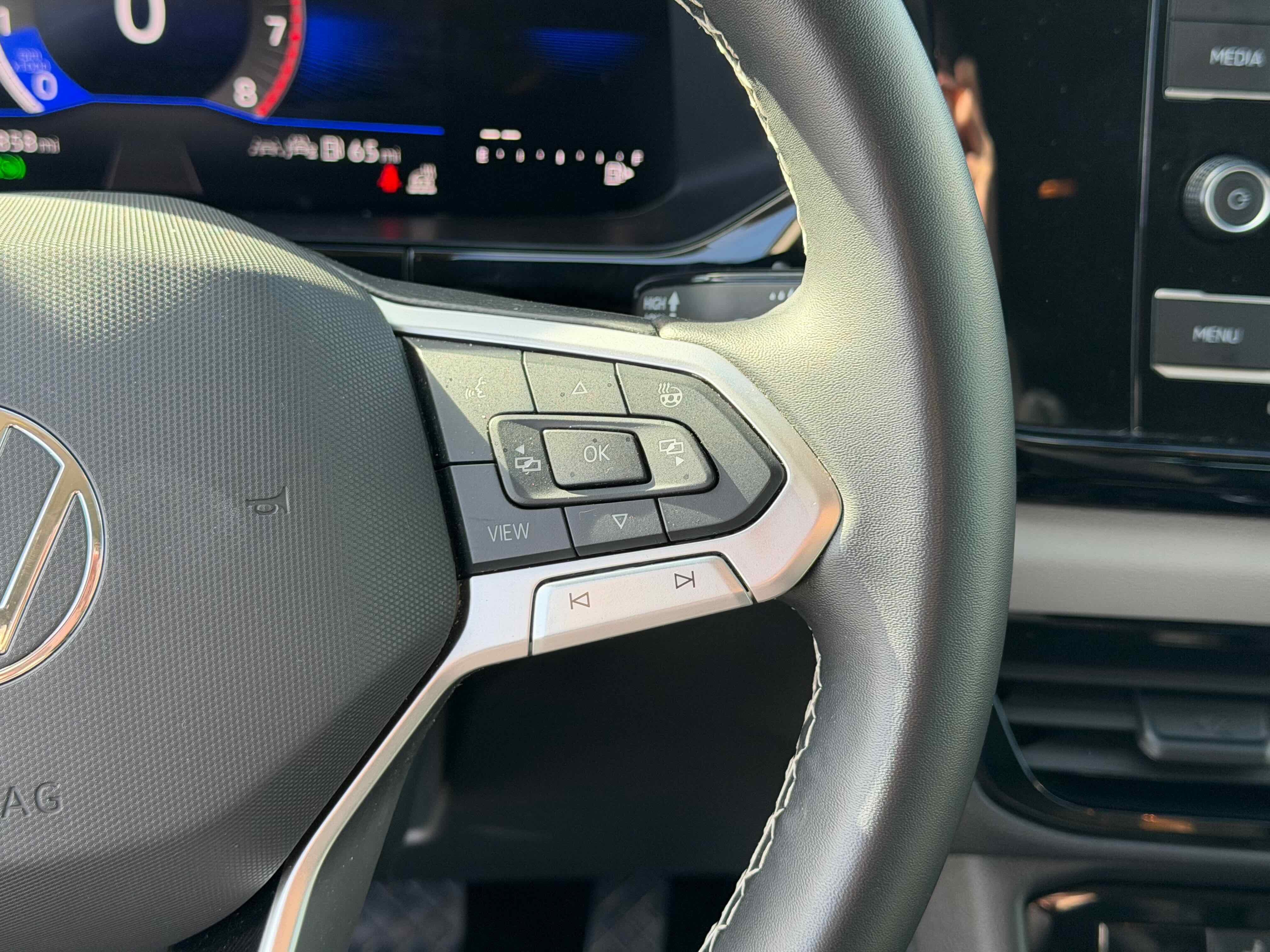 2024 Volkswagen Taos S