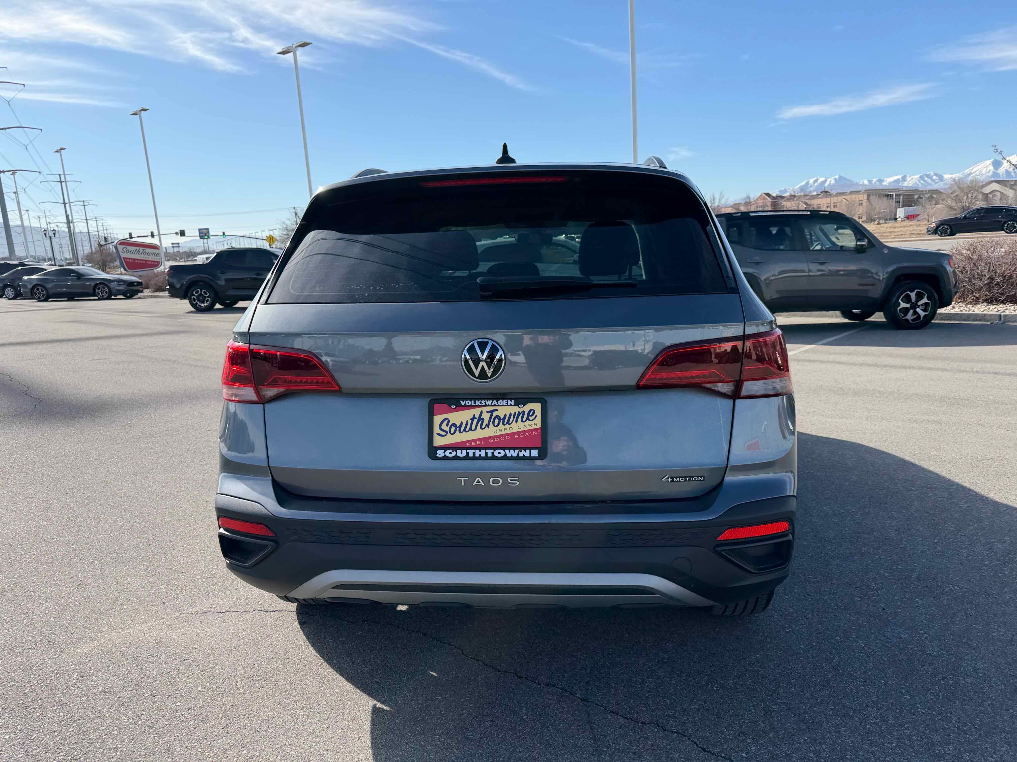 2024 Volkswagen Taos S