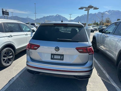 2023 Volkswagen Tiguan SE R-Line Black