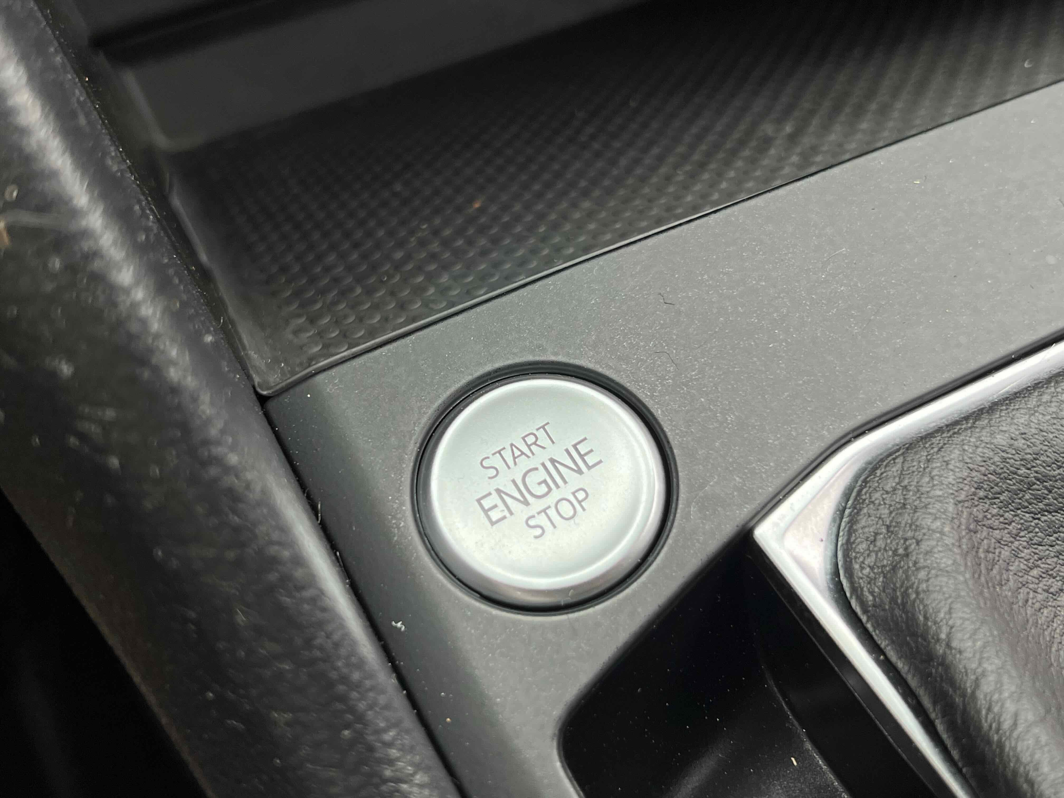 2022 Volkswagen Taos S