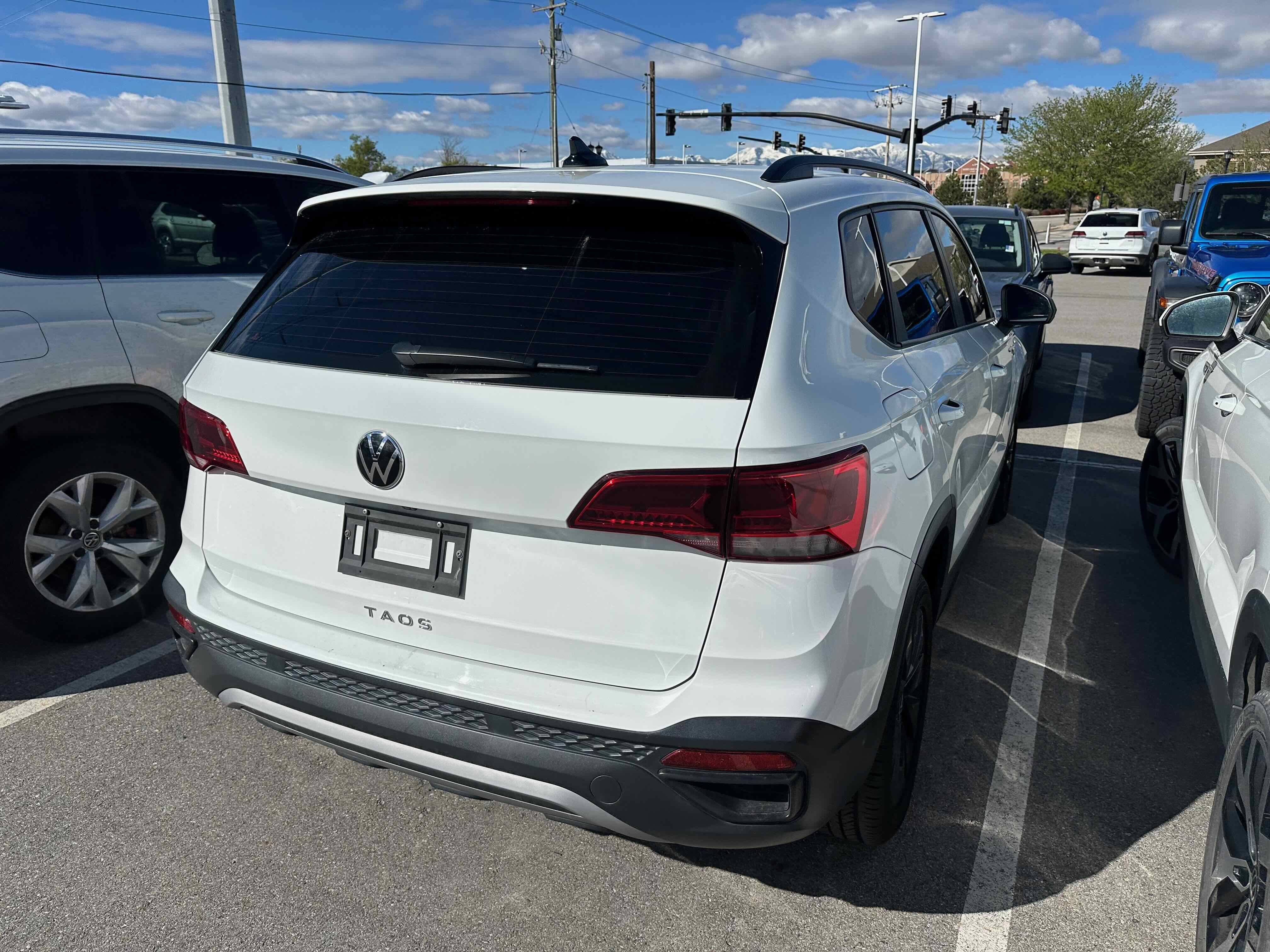 2023 Volkswagen Taos S