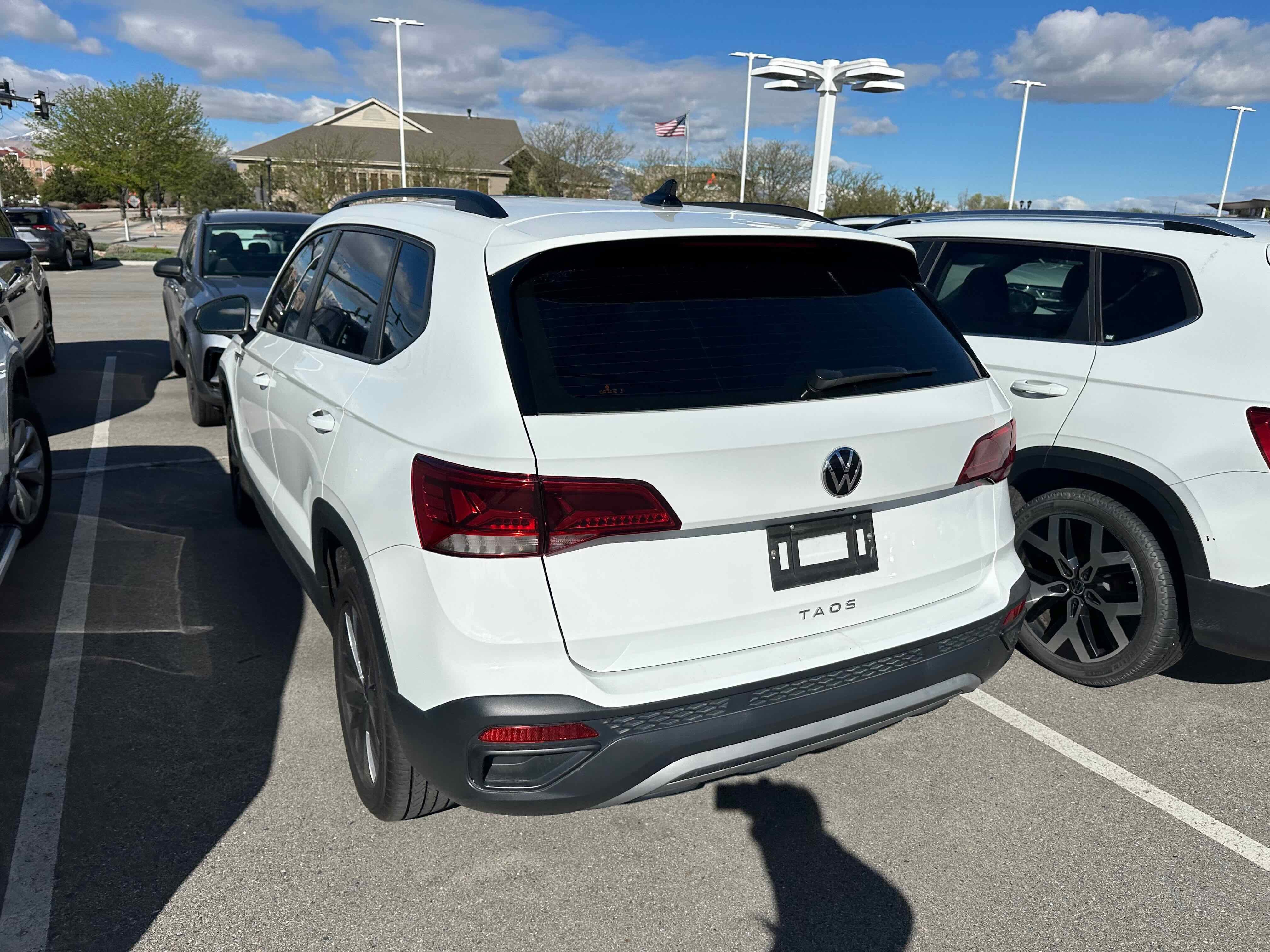 2023 Volkswagen Taos S