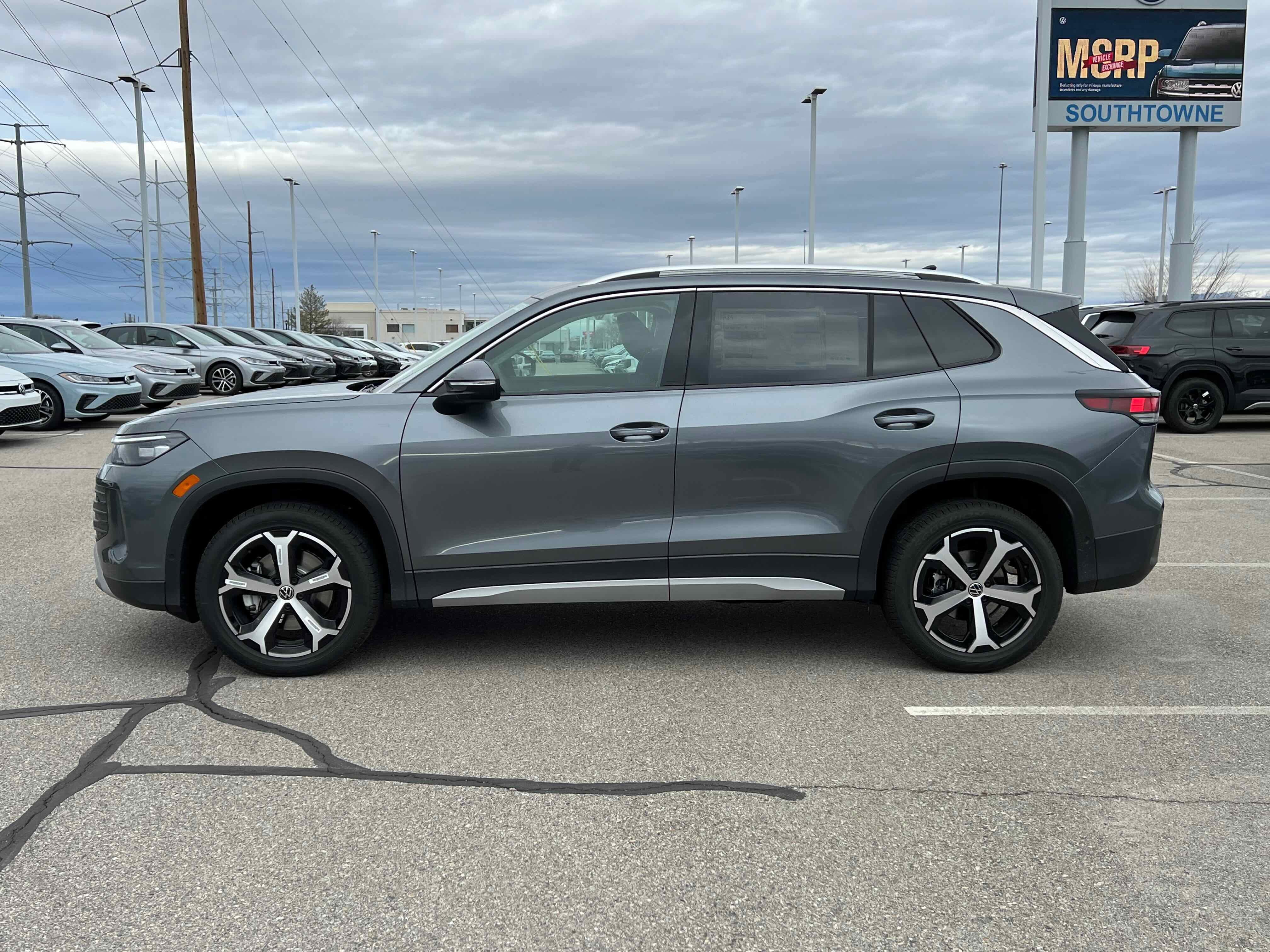 2026 Volkswagen Tiguan SE