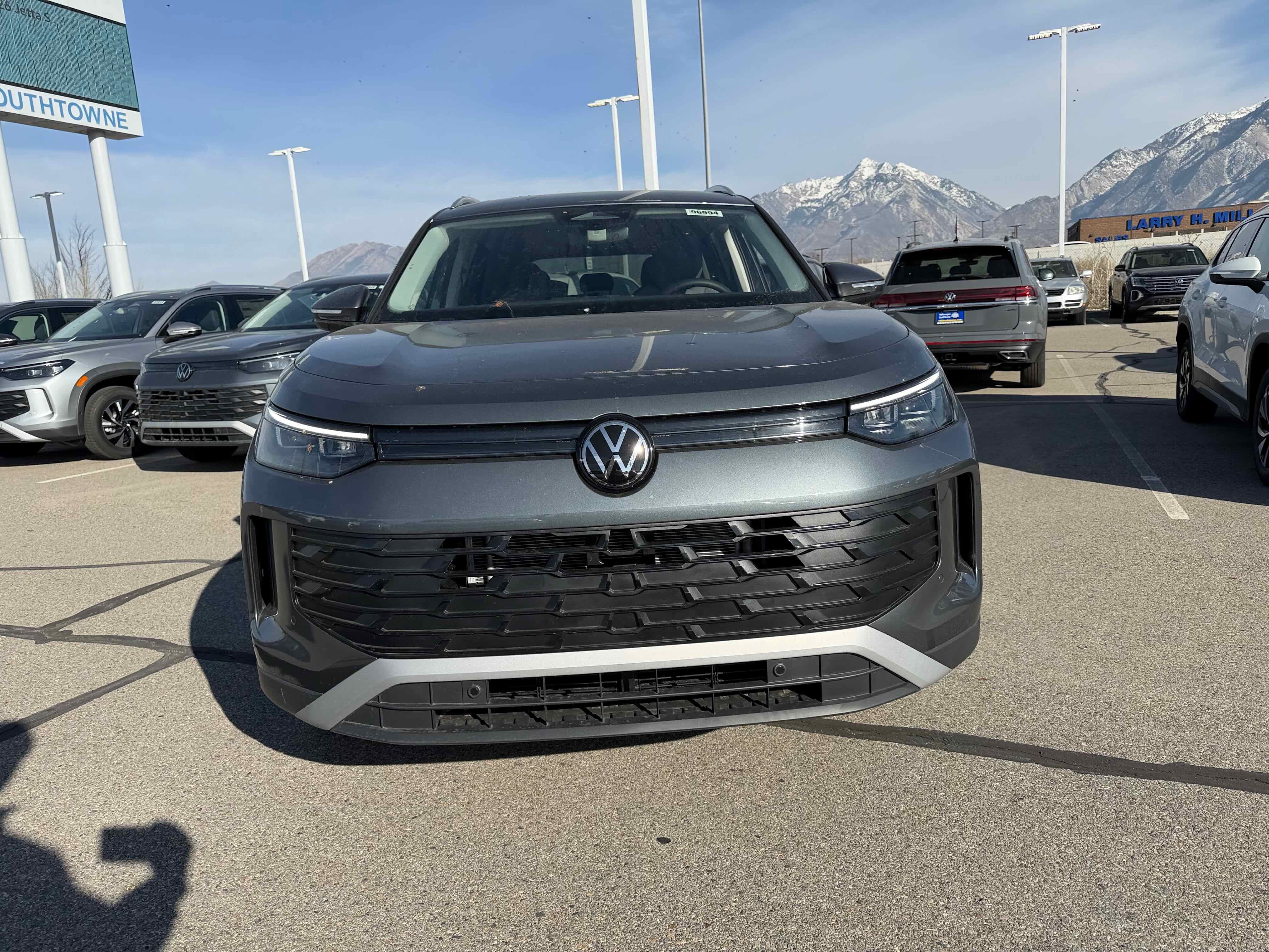 2026 Volkswagen Tiguan SE