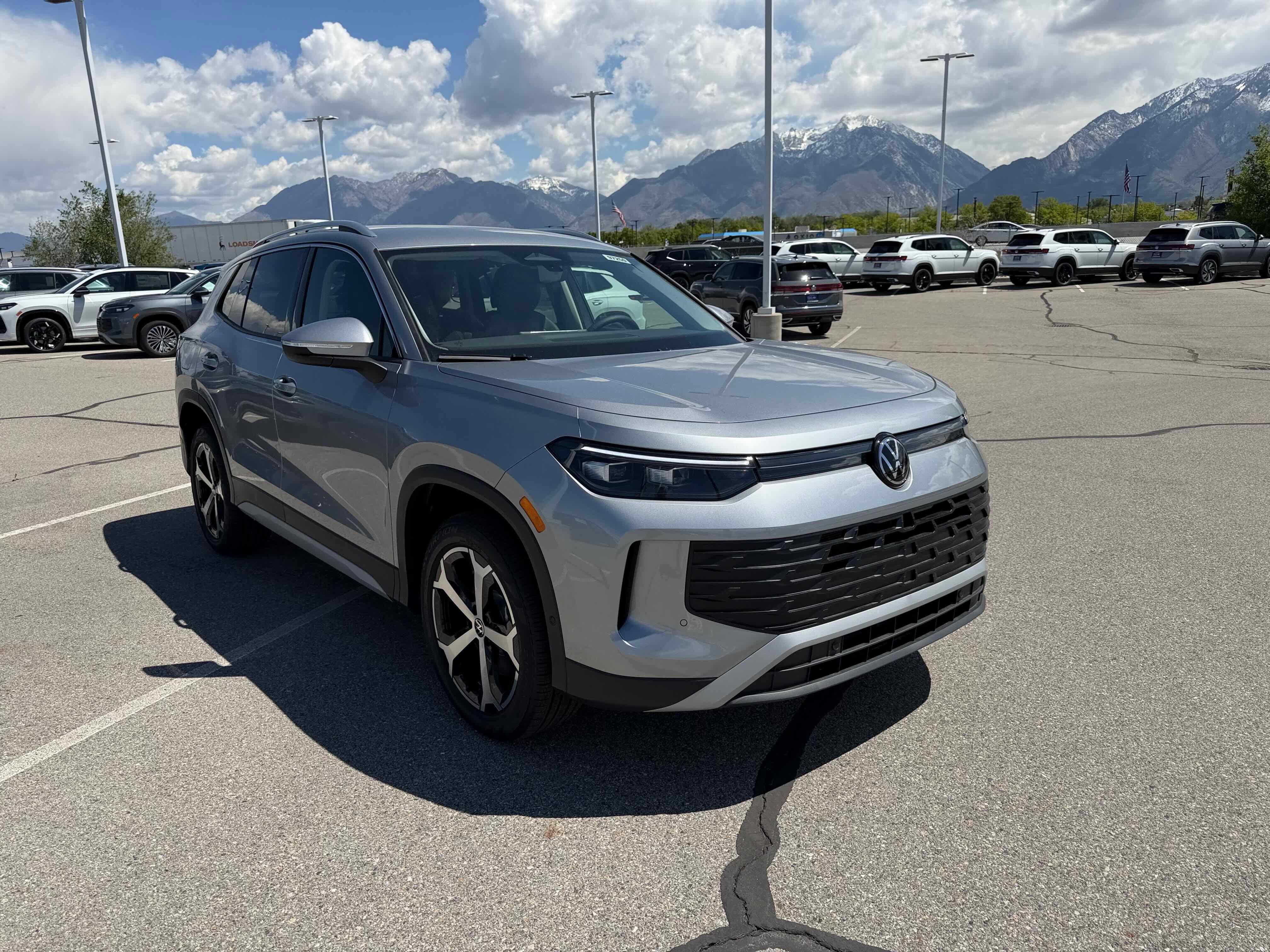 2026 Volkswagen Tiguan SE