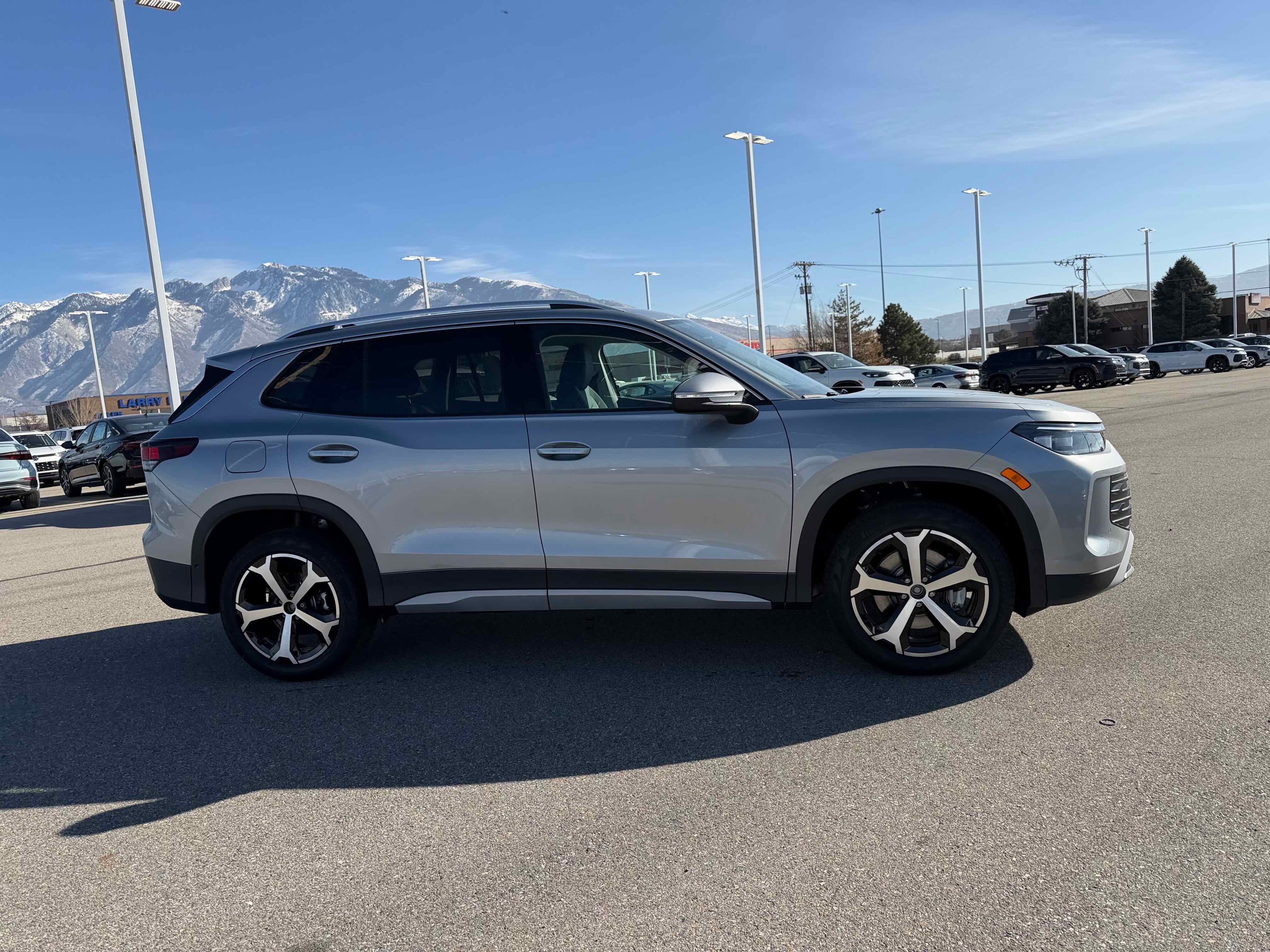 2026 Volkswagen Tiguan SE