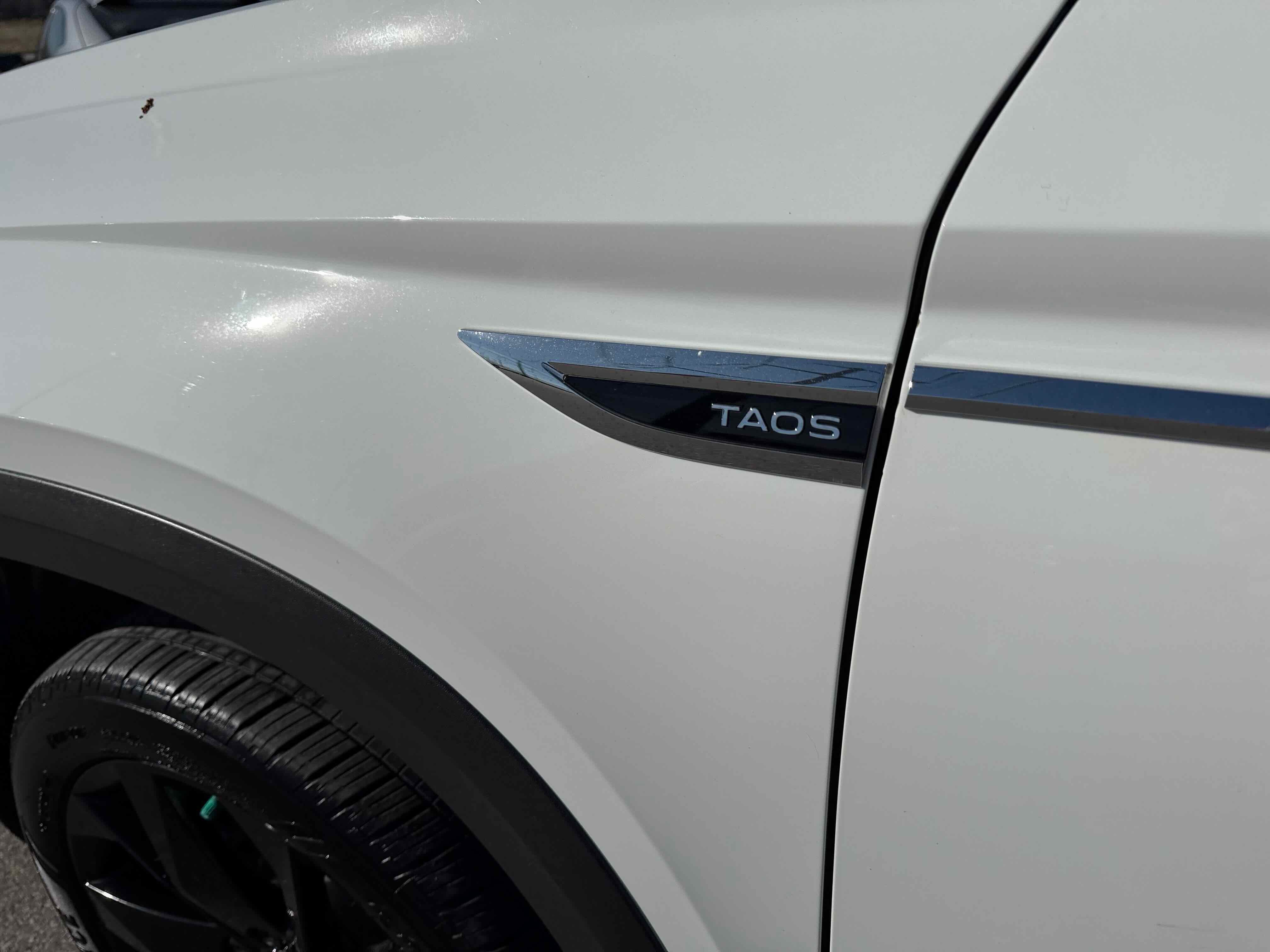 2023 Volkswagen Taos SE