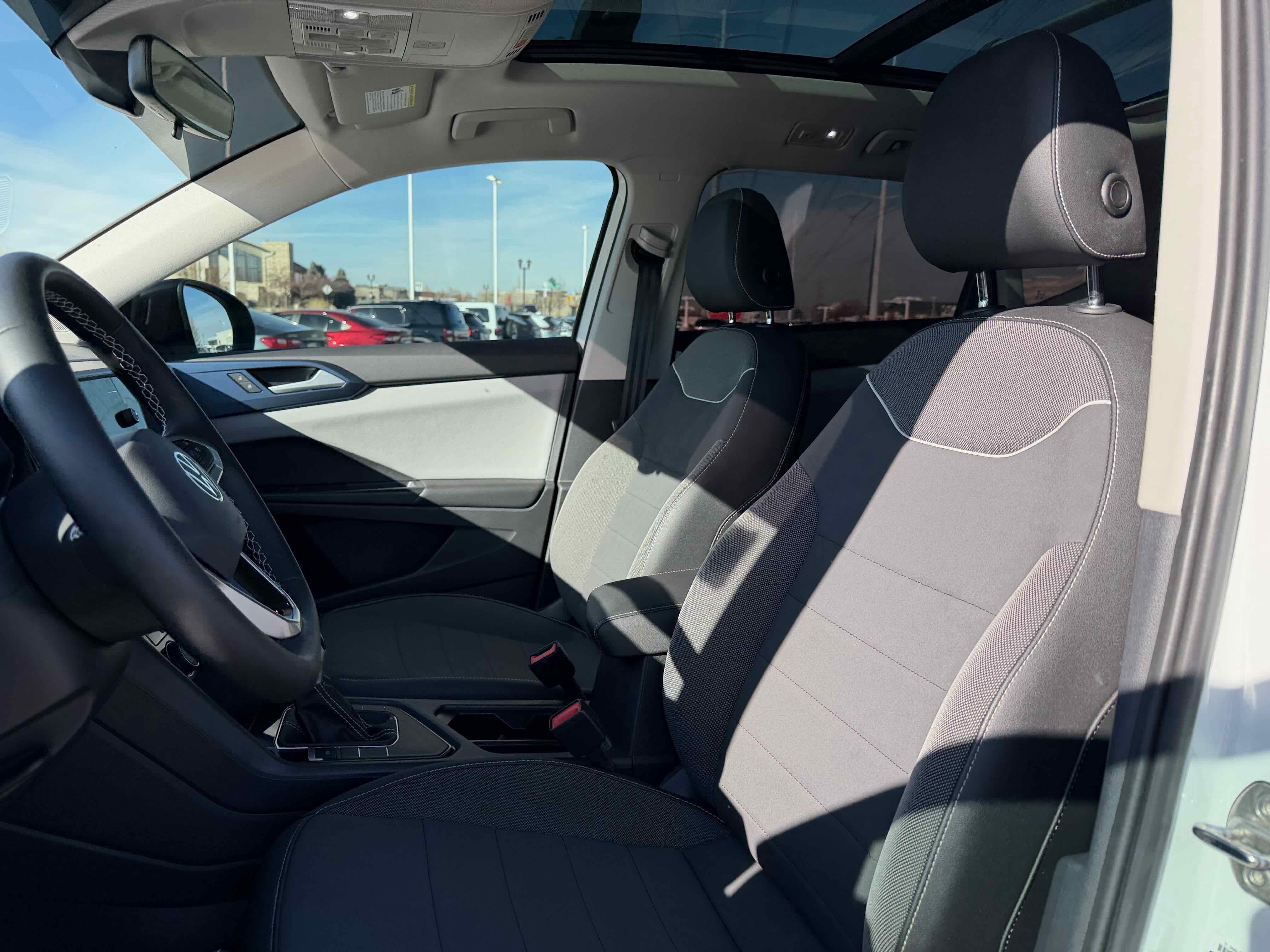 2023 Volkswagen Taos SE