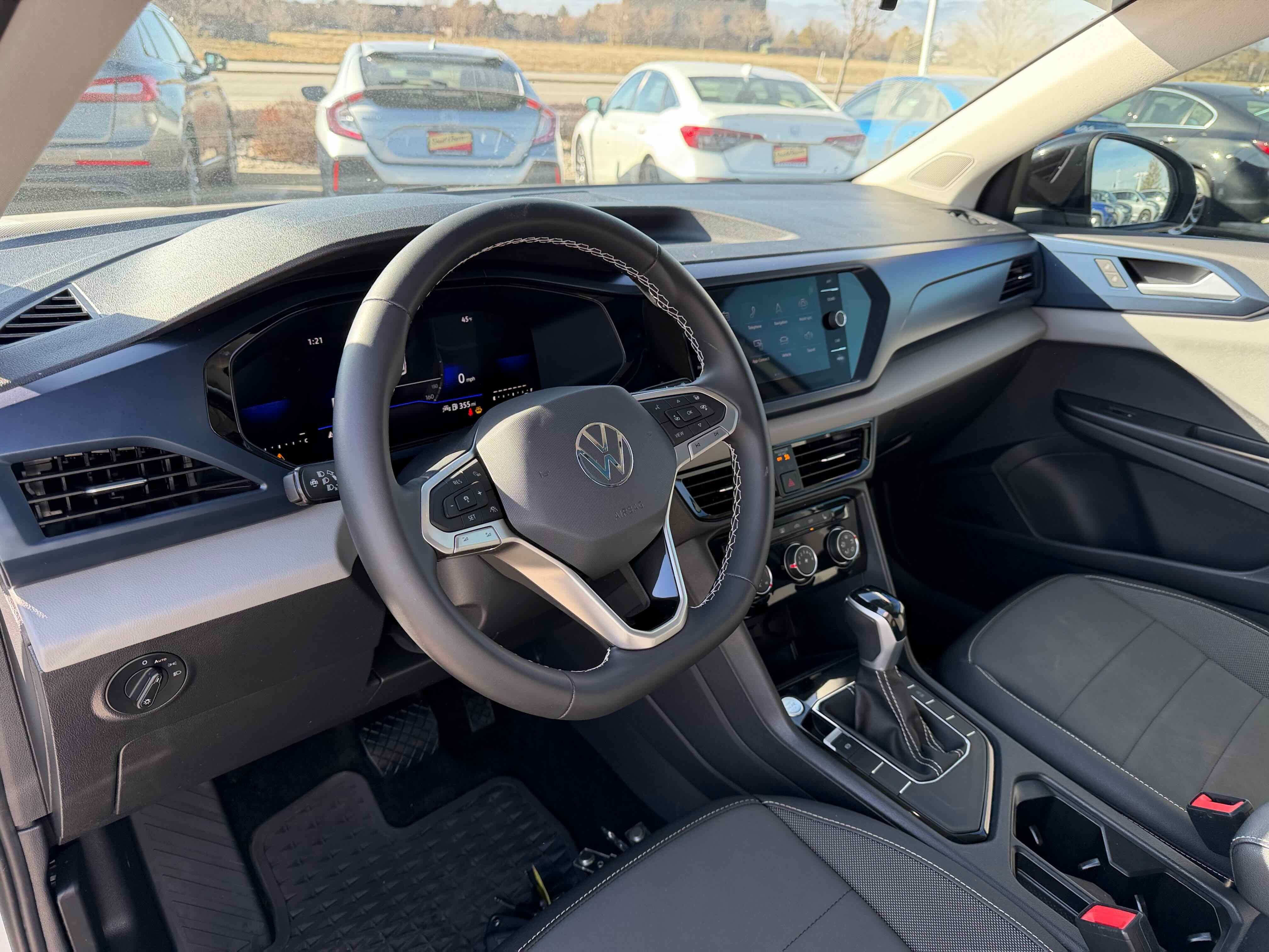 2023 Volkswagen Taos SE