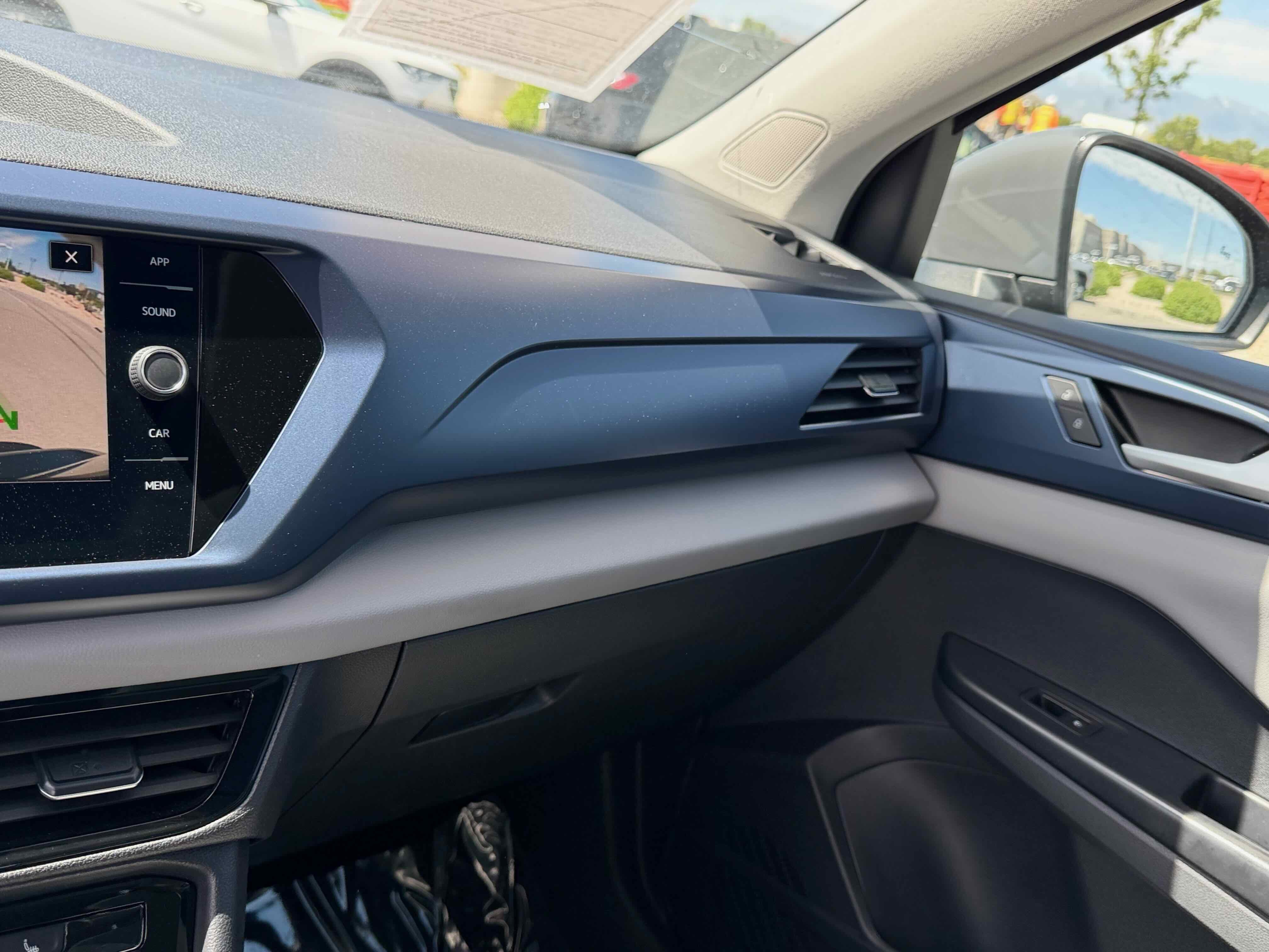 2023 Volkswagen Taos SE