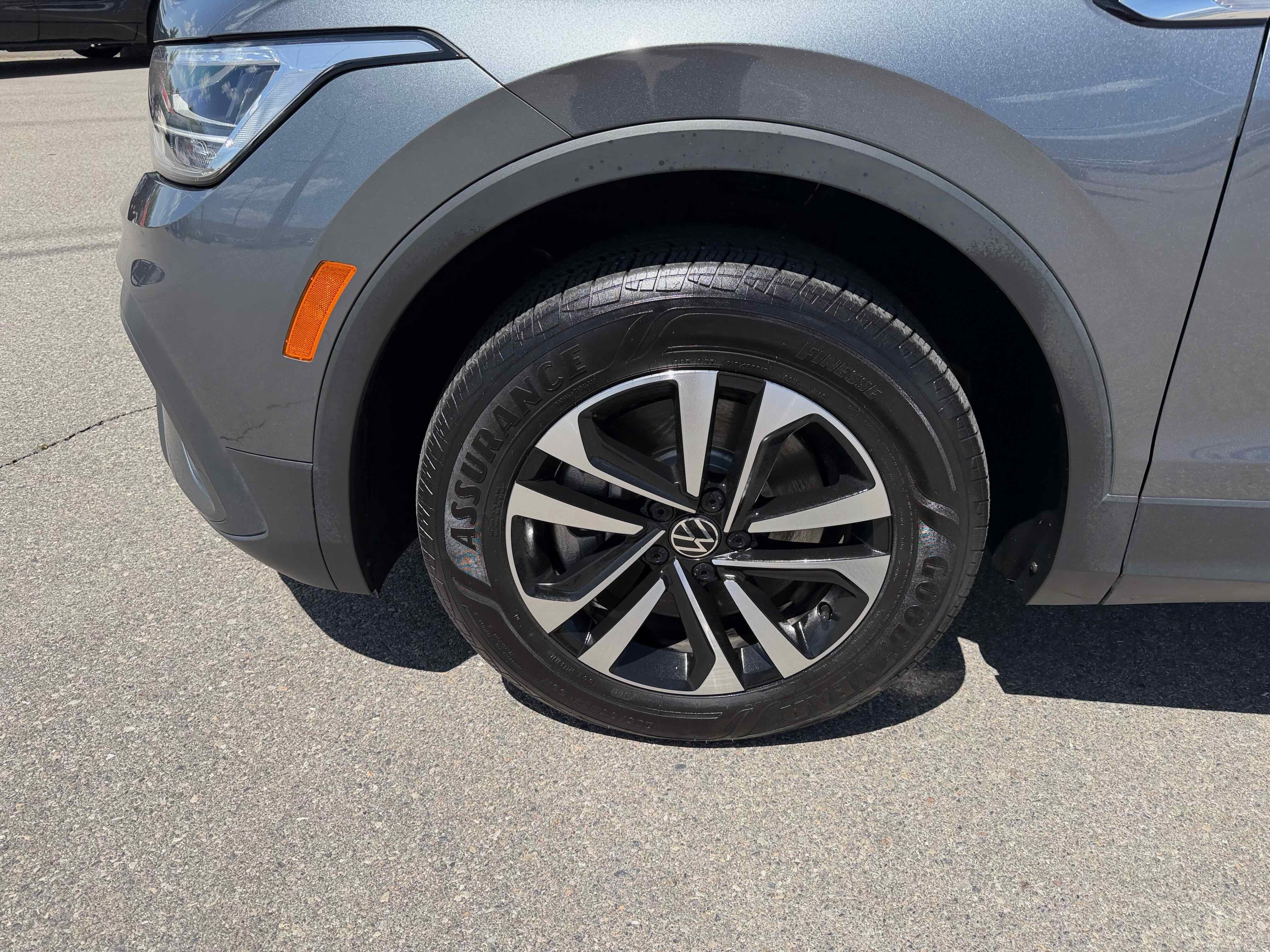 2024 Volkswagen Tiguan S