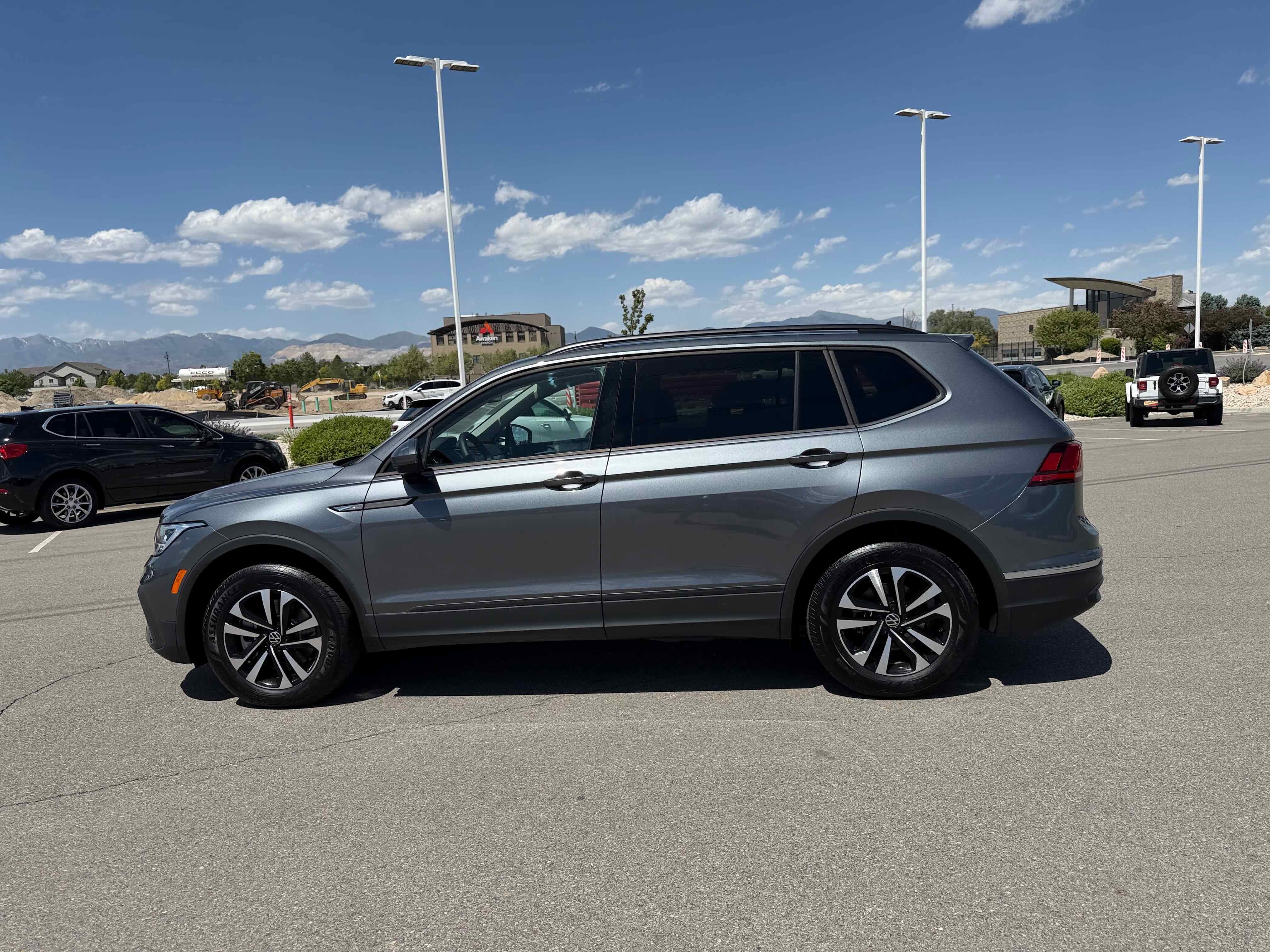 2024 Volkswagen Tiguan S